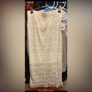 🤍 New white lace skirt 🤍